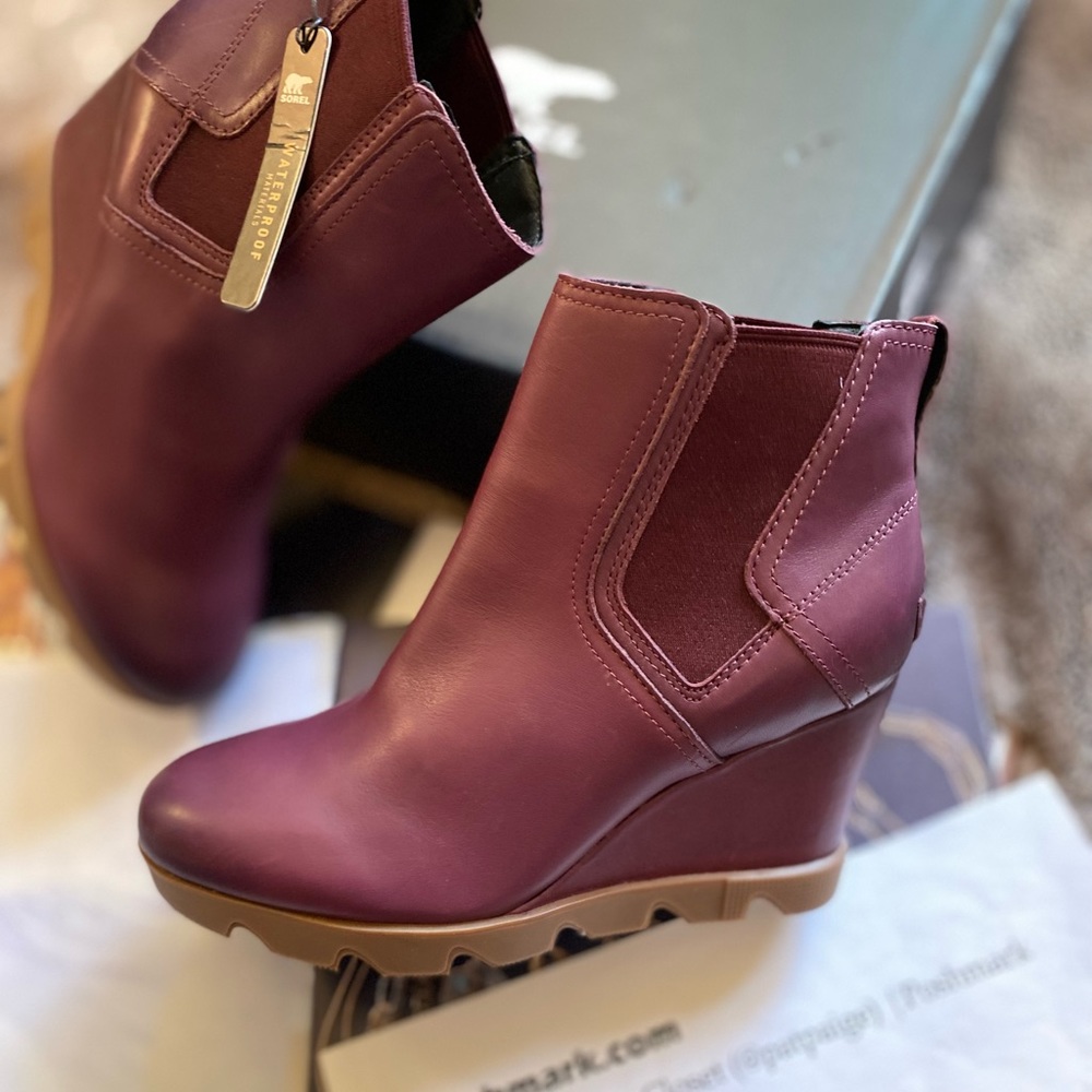 Sorel Joan Uptown Chelsea Lug Sole Booties